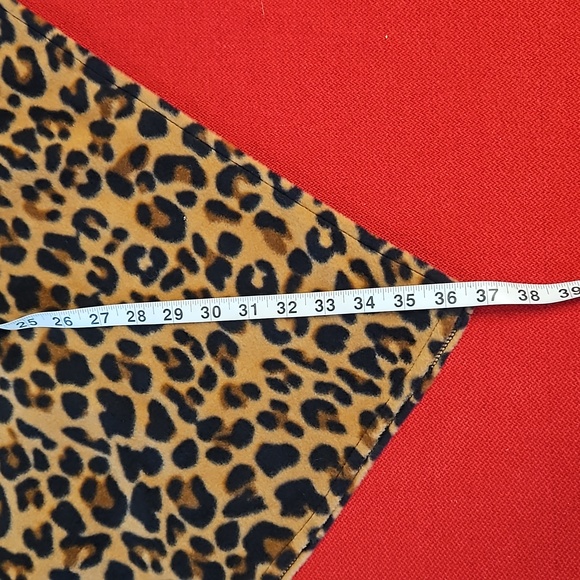 Le Moda Anima print black and brown button detail OS poncho NWOT - Picture 6 of 9